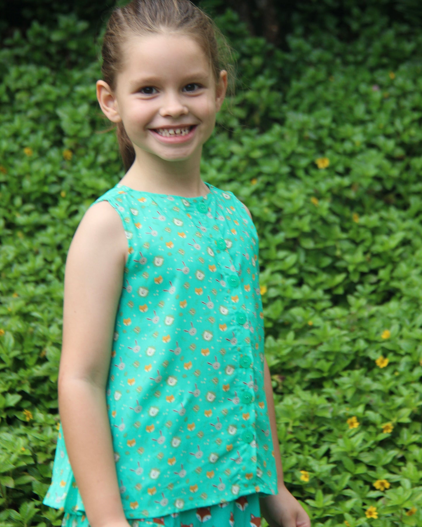Astrid Top - Animals On Green