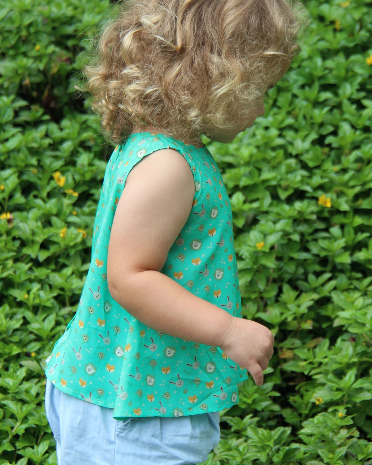 Astrid Top - Animals On Green